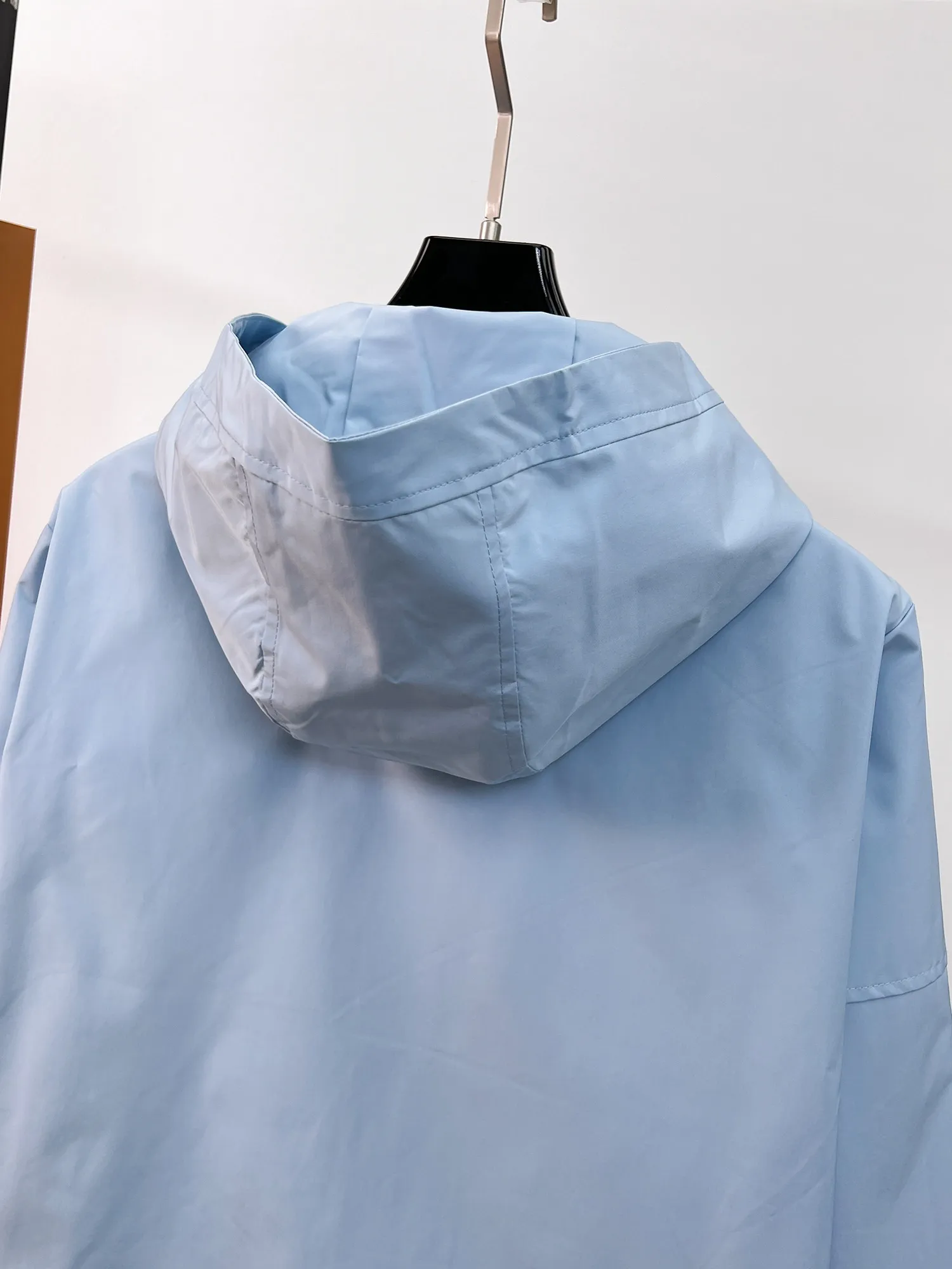 Same Style， ， 2026 New Arrival ， Original Premium Breathable ， ， ， Quality。 ， Sizes：M～3XL